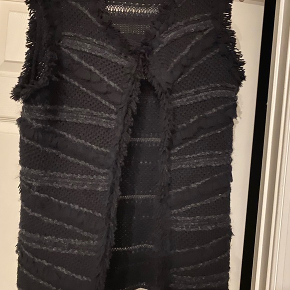 St. John wool black fringe sleeveless cardigan small - Picture 3 of 7